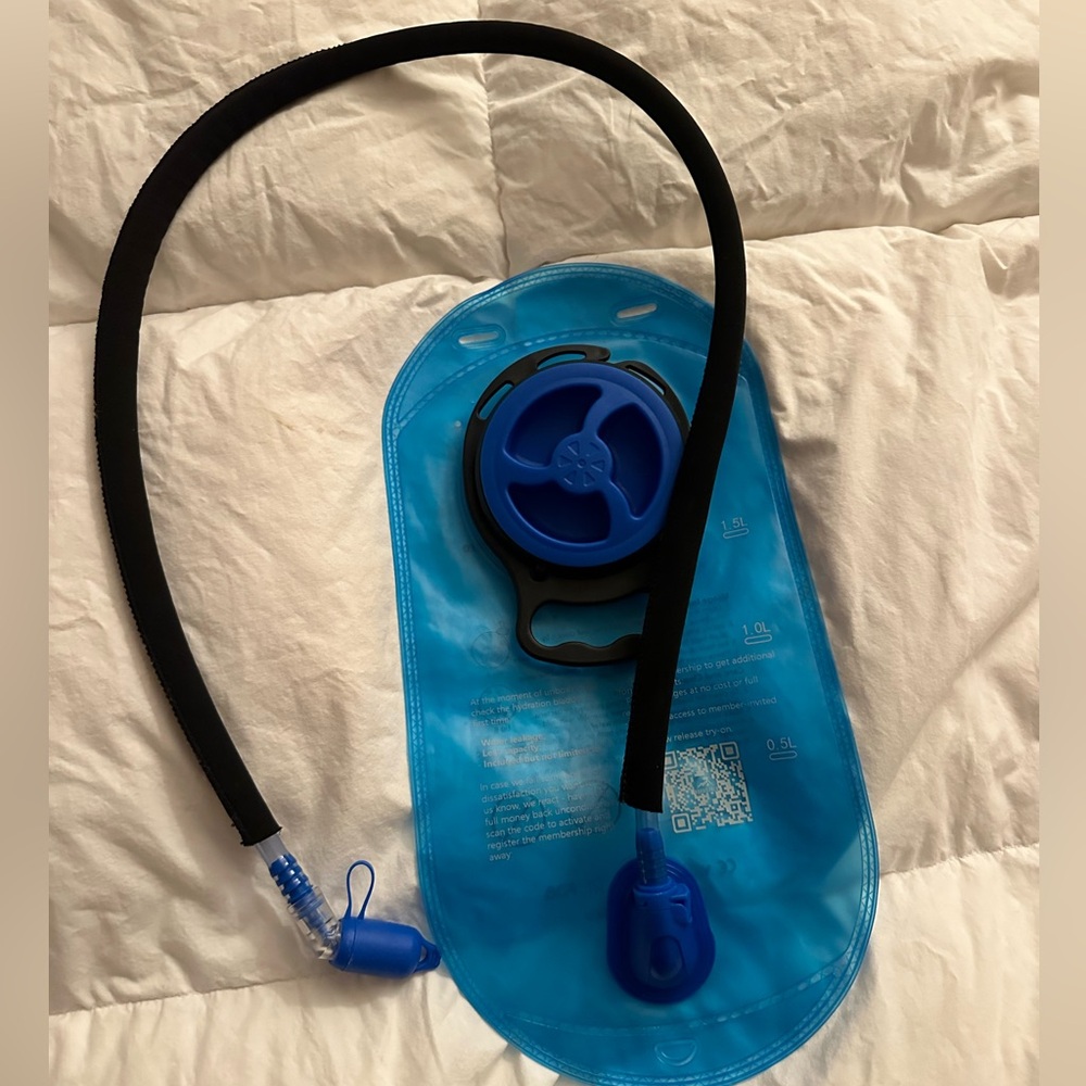 Magenta and Gray RUPUMPACK Backpack Hydration Vest - Picture 8 of 16